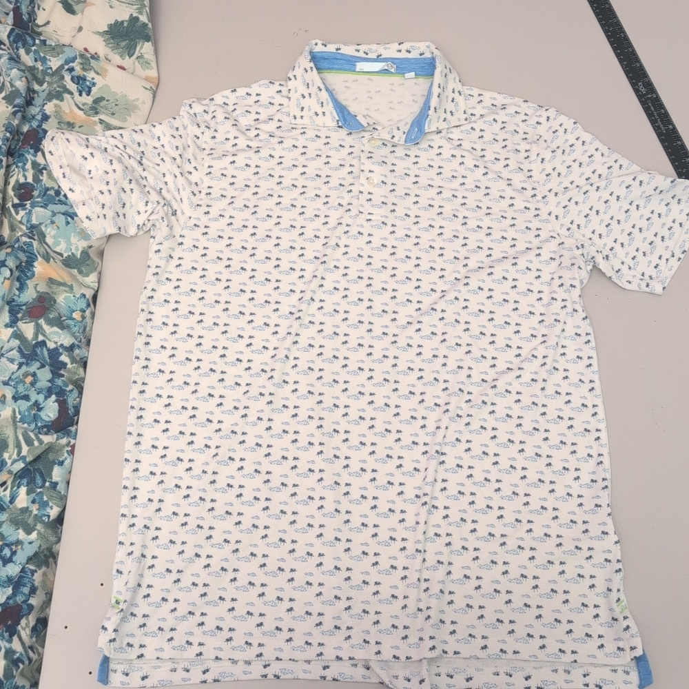 Tasc White and Blue Polo Shirt Men Medium